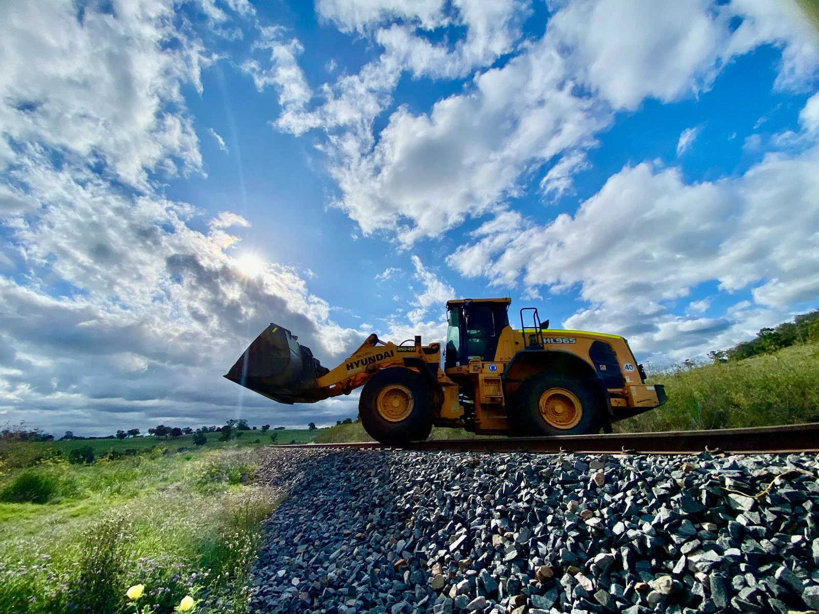 4 Fel Crossing Track